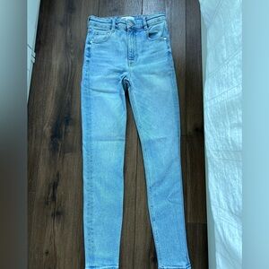 Zara Light Wash Jeans